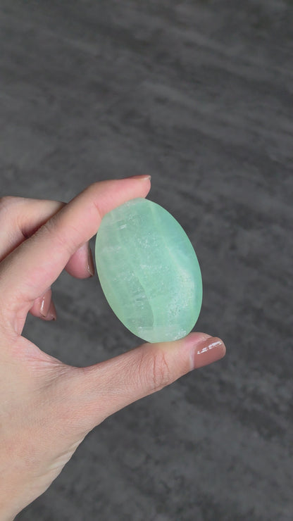 Pistachio Calcite Palmstone