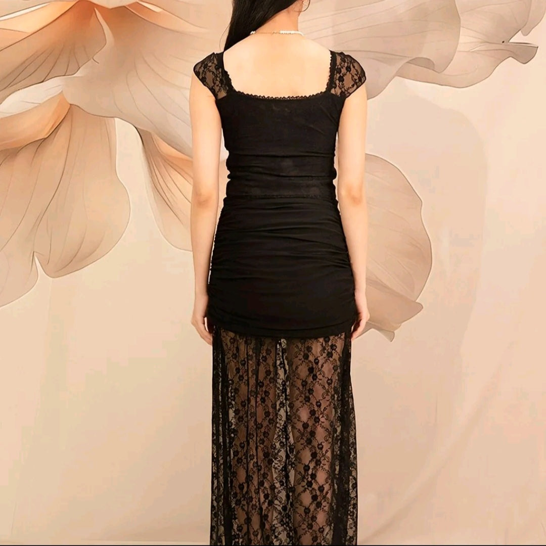 [BN/NW] 6STYLE Clio Lace Midi Ruched Skirt in Black