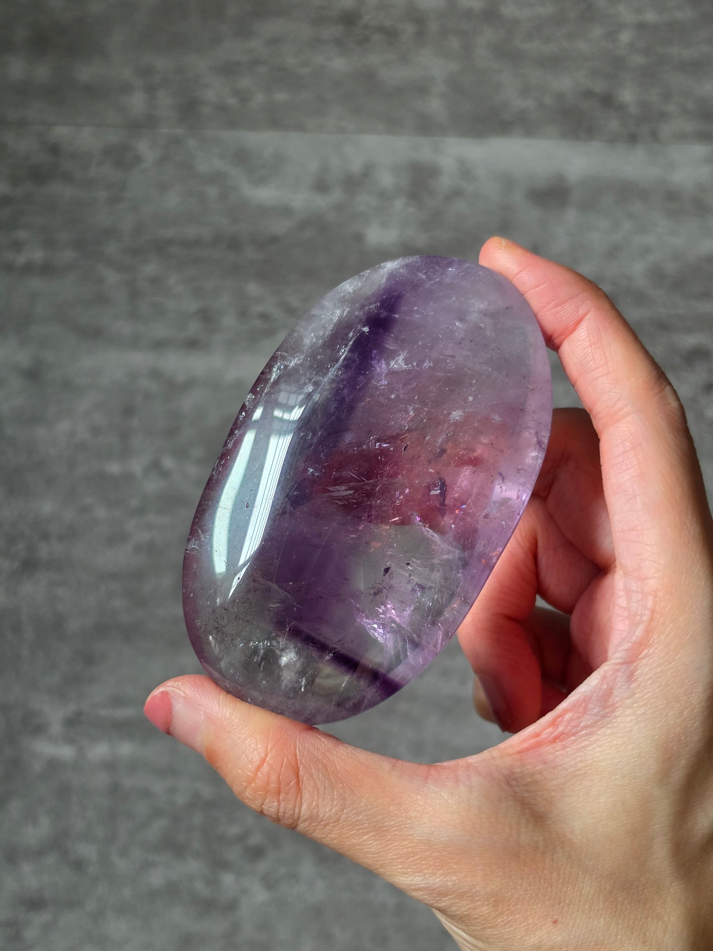 Dabiz Amethyst Palmstone